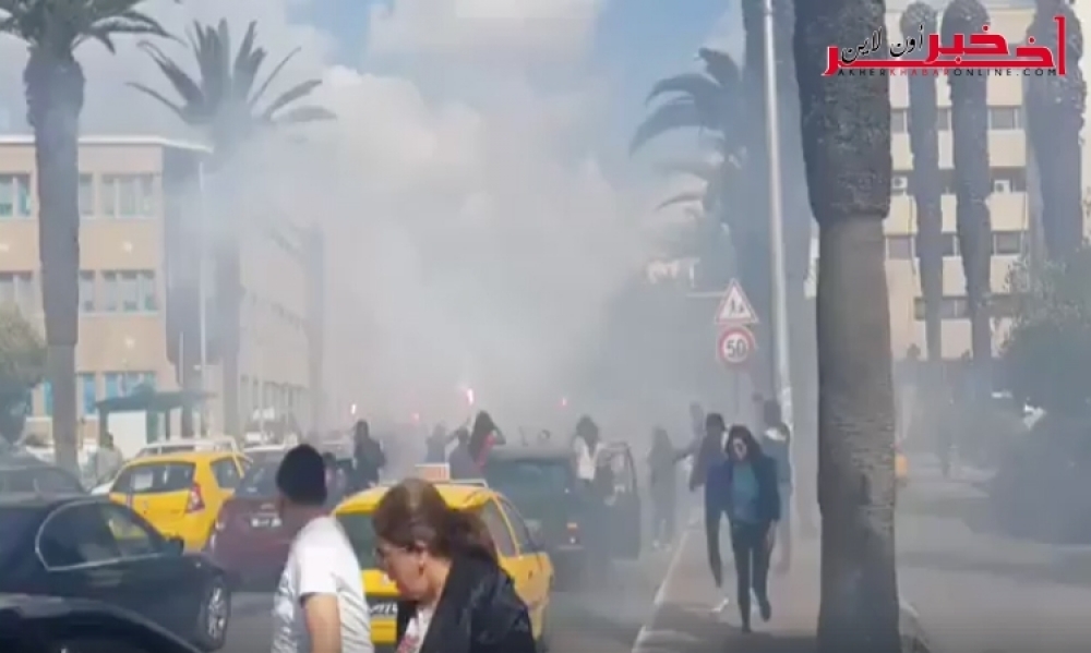 فيديو /  دخان في  شارع محمد الخامس و حالة هلع .. الأسباب