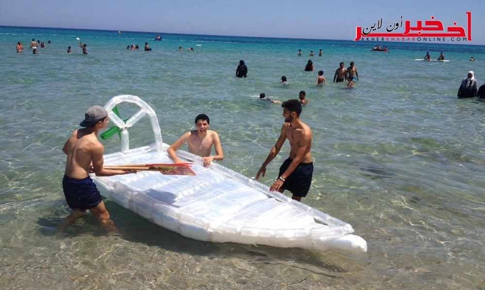 صور قوارب القوارير البلاستيكية لأوّل مرّة في شاطئ المعمورة