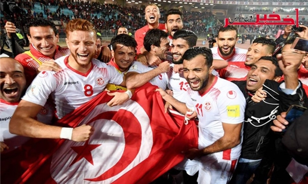 صورة/ العلم التونسي يكسو برج العرب في دبي بمناسبة تأهل تونس إلى كأس العالم