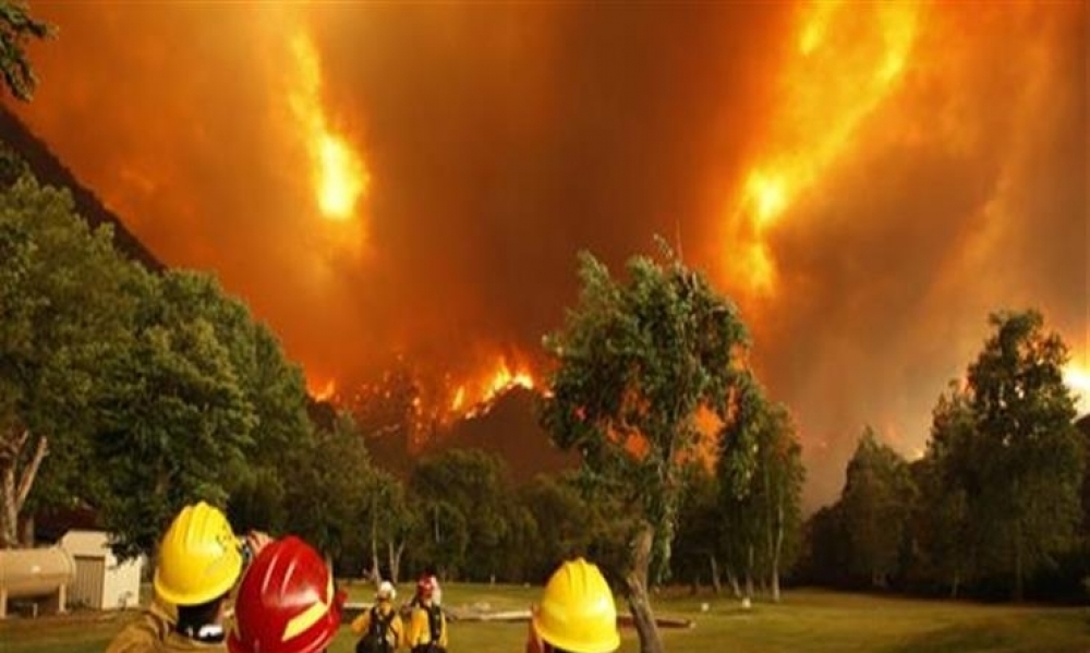  وكالات/  حرائق غابات كاليفورنيا تؤّدي بحياة 9 أشخاص وفقدان 35 آخرين وفرار سكان مجمع سكني 
