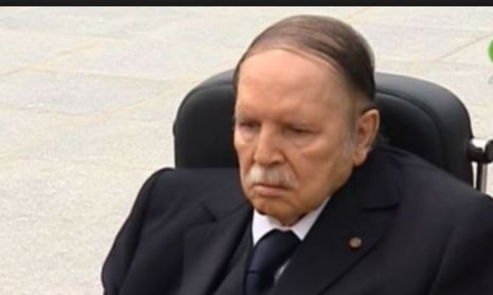 الجزائر / قيادي في حزب جبهة التحرير : بوتفليقة أصبح تاريخًا الآن
