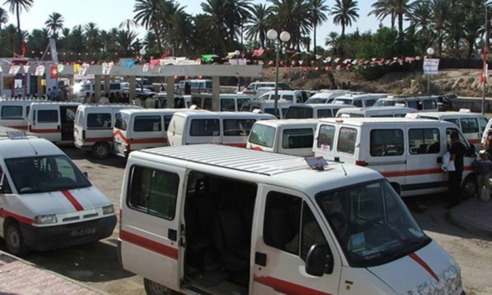 أمين عام الإتحاد التونسي لسيارات الأجرة "لواج" لـ"آخر خبر أونلاين" : أغلقنا كافة الطرقات المؤدية للعاصمة 