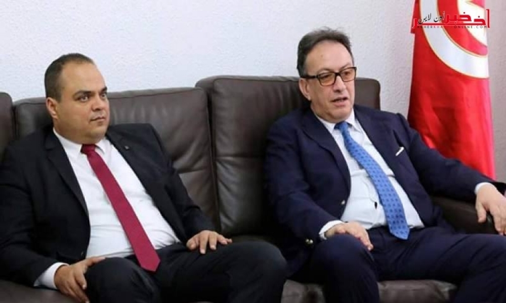 نداء تونس : إيداع ملفين إثنين للحزب لدى رئاسة الحكومة