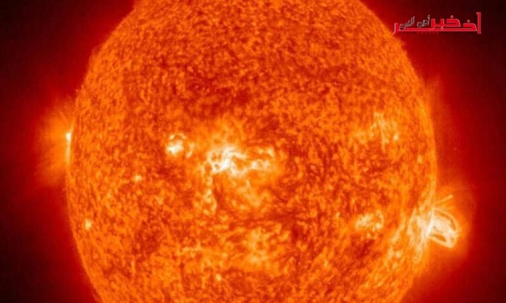 رصد إنفجارٍ هائل على سطح الشمس يهدّد الأرض... التفاصيل