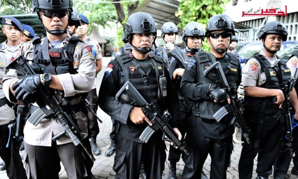 إندونيسيا تفكك خلية إرهابية تفجر القنابل عبر "واي فاي"