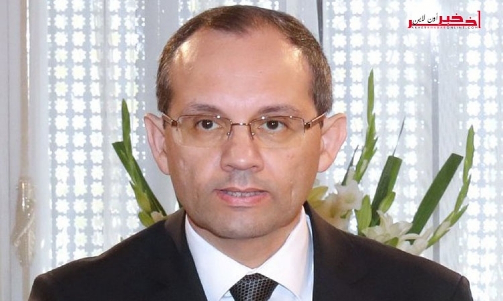 وزير الداخليّة : أفنّد الإدعاءات التي بثتها قناة إسرائيلية وتونس  لا تتعامل  مع وثائق سفر إسرائيليّة