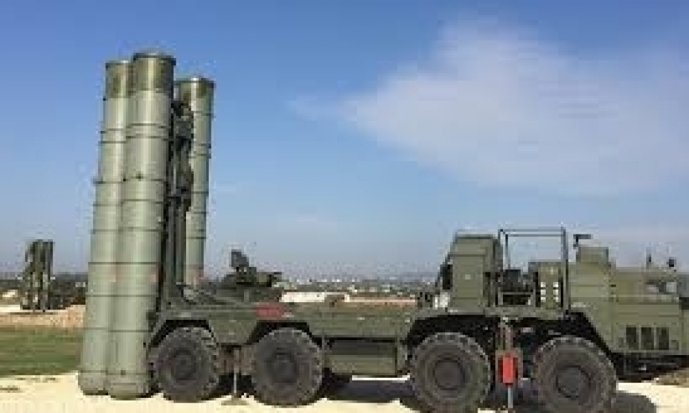 وزارة الدفاع التركيّة تعلن وصول أوّل أجزاء أنظمة "إس-400" الدفاعيّة الروسيّة