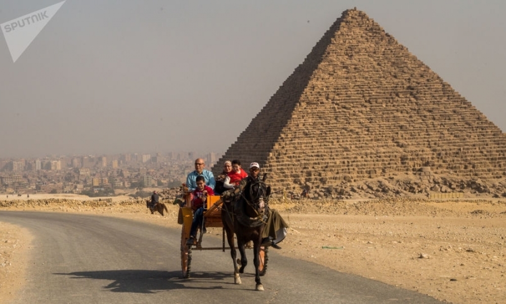 مصر تعيد افتتاح هرمين أثريين للزيارة بعد أكثر من 50 عاما