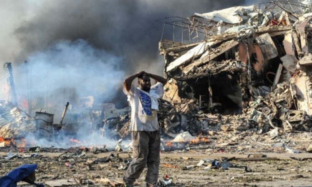 إنفجاران وإطلاق نارٍ مجدّدًا وسط الصومال