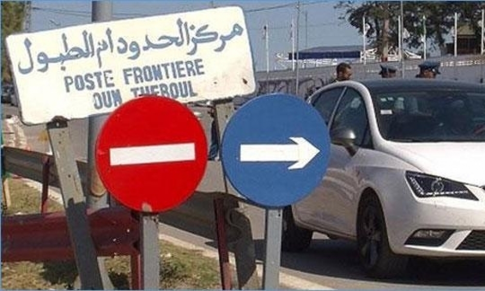 يعتبر الأقوى منذ بداية فصل الصيف.. “هجوم كاسح” للسياح الجزائريين عبر المعابر الحدودية نحو تونس