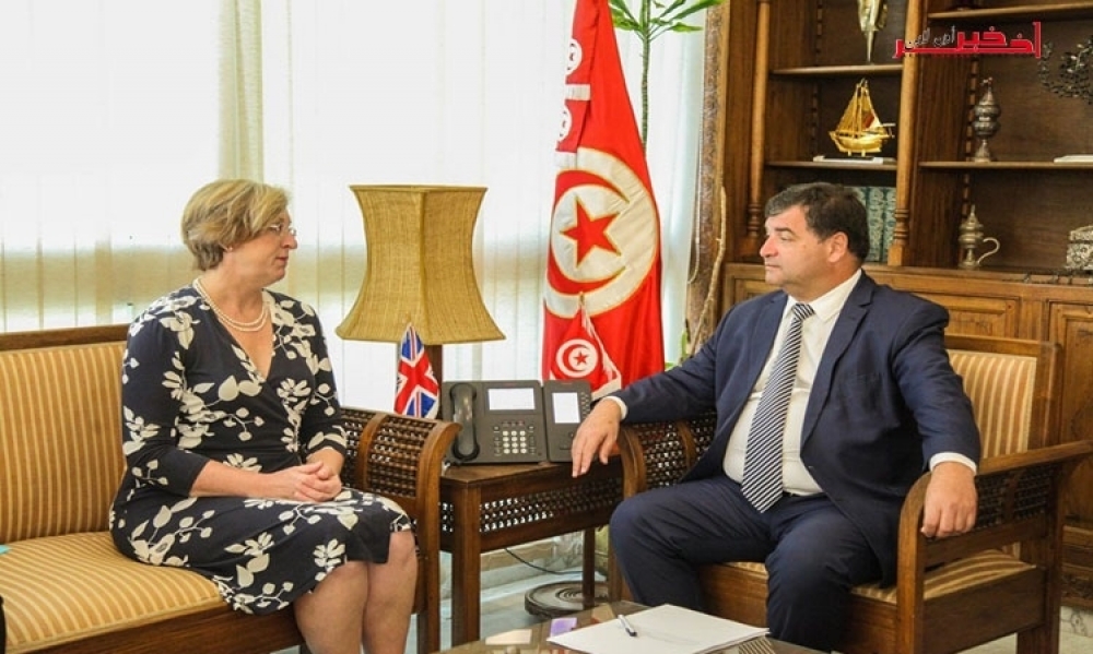 وزير السياحة يلتقي سفيرة بريطانيا بتونس : نحو توقيع ميثاق لتطوير السياحة المستدامة بين تونس وبريطانيا