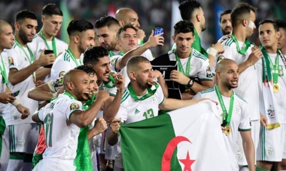 وسائل إعلام فرنسية: إمكانية إجراء مباراة ودية بين الجزائر وفرنسا في وهران 