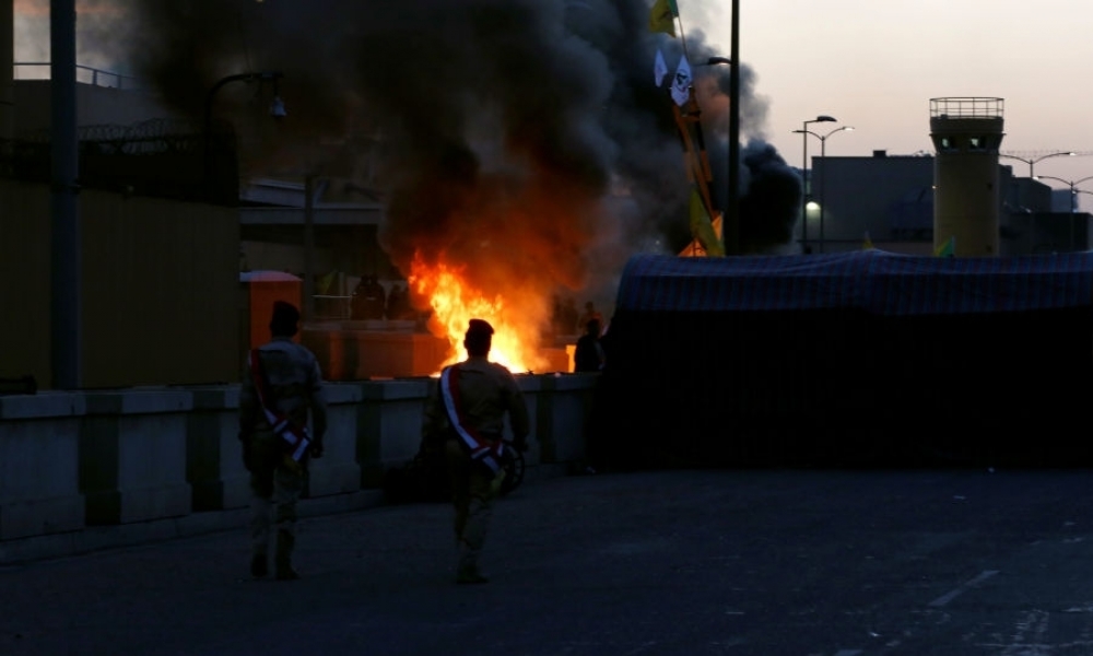 إنفجارات تهزّ قاعدةٍ للتحالف الأمريكي في بغداد 