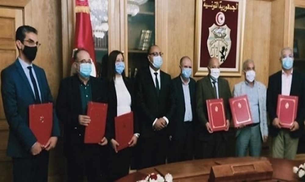 تفاصيل الإتفاق بين الحكومة والإتحاد العام التونسي للشغل بخصوص عمّال الحضائر