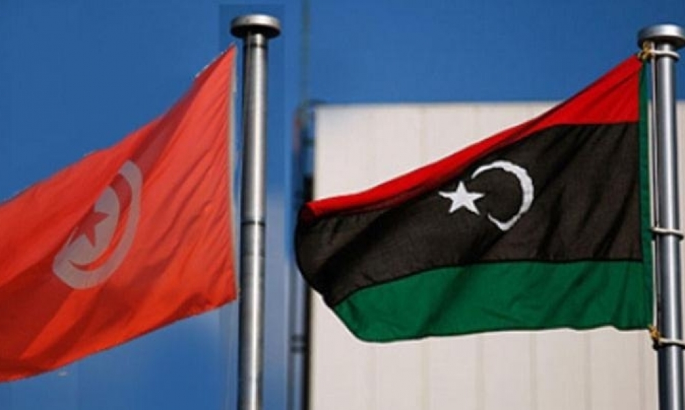 نحو صياغة بروتوكولٍ صحّي موحّد بين تونس وليبيا قبل الفتح المجال الجوّي والمعابر البريّة