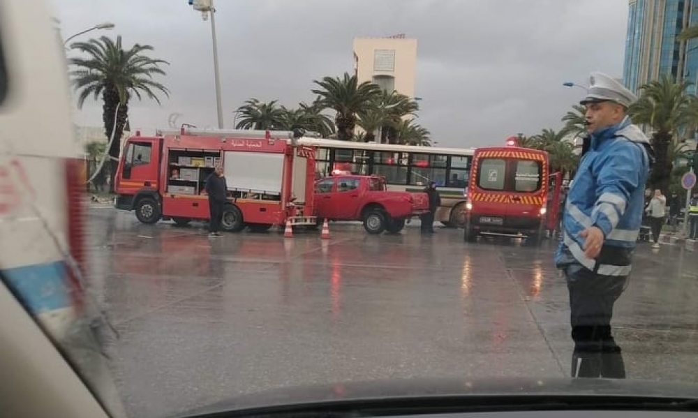 صباح اليوم / شارع محمد الخامس:  إصطدام حافلتَيْن يُسفر  عن إصابة 42 شخصًا