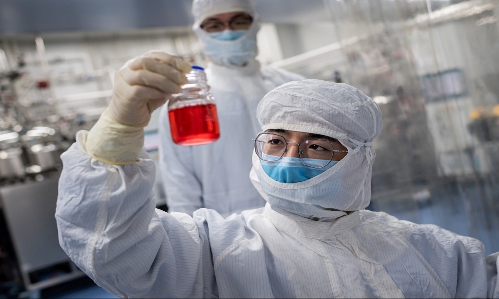   وزارة الصحة تعلن إسناد رخصة الترويج  لقاح فيروس كورونا بعد تقييم الملف المقدم من المخبر الصيني