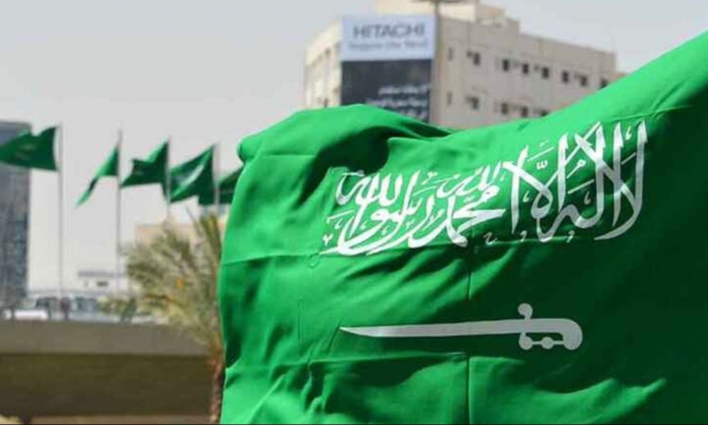 السعودية تكشف عن 17 دولة يشملها قرار تمديد صلاحية التأشيرات والإقامات مجانا