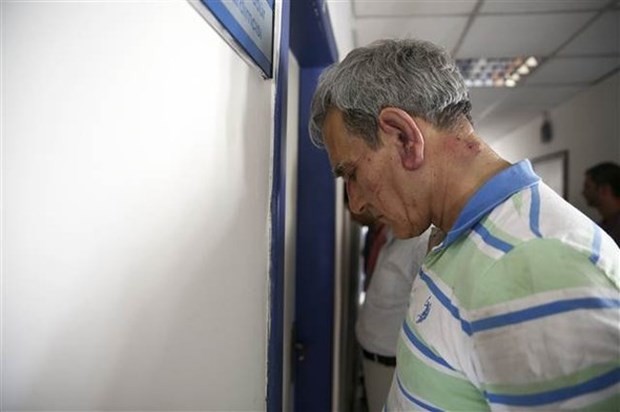 جديد/ بالصور و الفيديو: اعتقال قائد الانقلاب في تركيا 