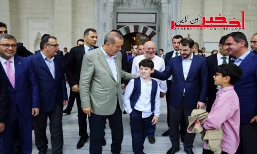 بعد الانقلاب الفاشل:حفيد أردوغان يسأله سؤالاً محرجًا ....