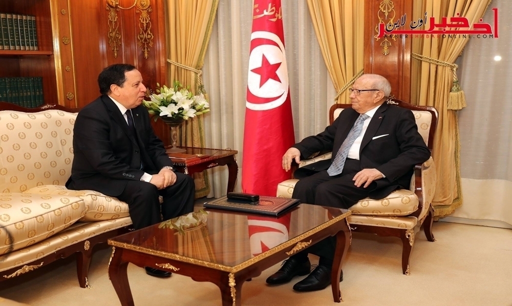Le président de la république reçoit Khemaies Jhinaoui
