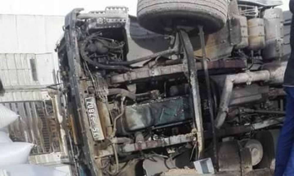 Sidi Bouzid Retournement d’un poids-lourd à l’entrée de Sidi Bouzid
