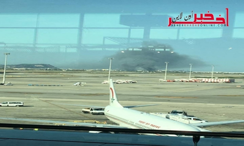  بالصور /اندلاع حريق ضخم في مطار برشلونة
