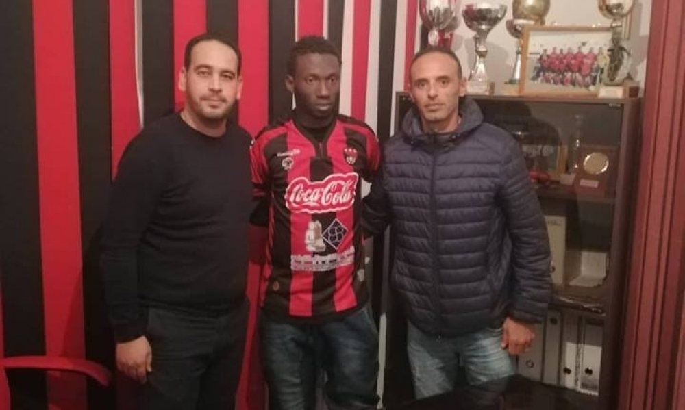 مستقبل قابس يوقّع للاعب السابق للنجم الساحلي