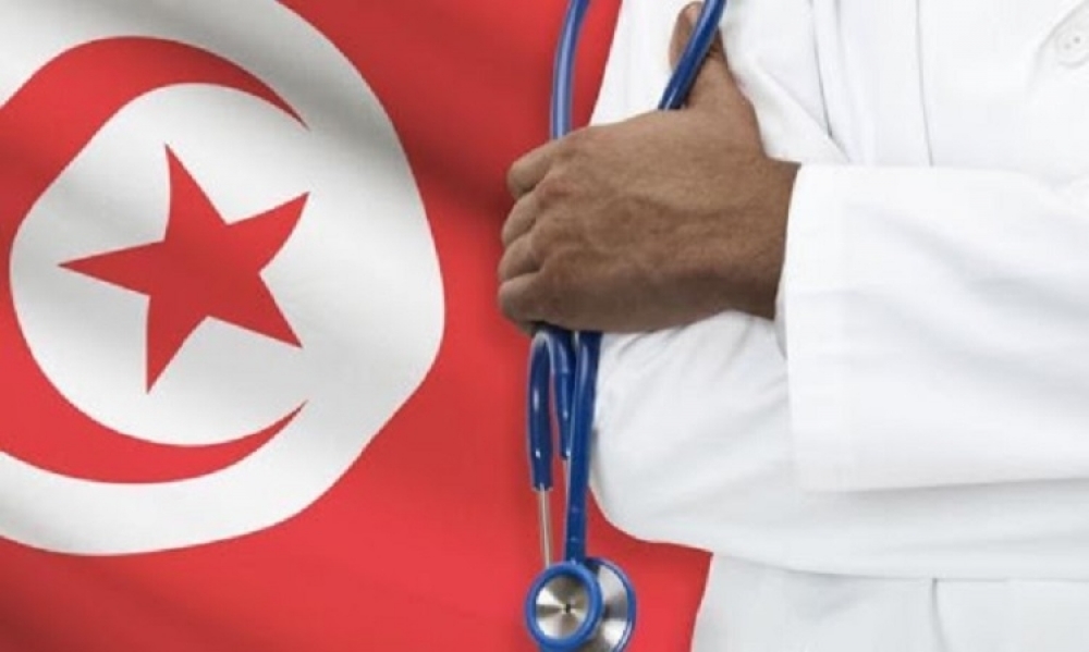 منعم عميرة: 470 طبيبا هاجروا إلى فرنسا خلال الشهر الماضي