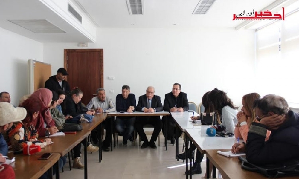 الغرفة النقابية الوطنية لأصحاب المقاهي من الصنف الأول : تحديد مدة  بقاء  الحريف بالمقهى  مجرد  اقتراح في طور النقاش ...