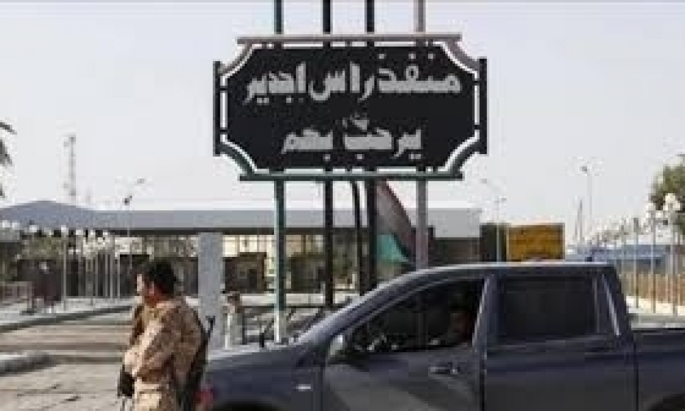 معبر رأس جدير يعلن عن تركيب كاميرا حراريّة للكشف عن مصابي "كورونا" من مسافةٍ آمنة