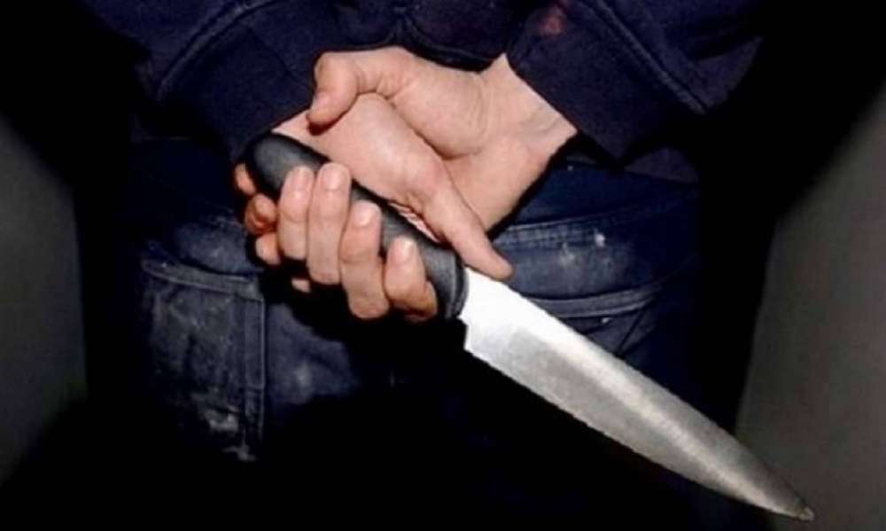 قرطاج : زوج يطعن زوجته بسكين 