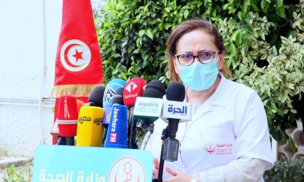 نصاف بن علية: سيتم خلال الاسبوع المقبل اصدار نص قانوني ينص على اجبارية ارتداء الكمامات في الفضاءات المغلقة
