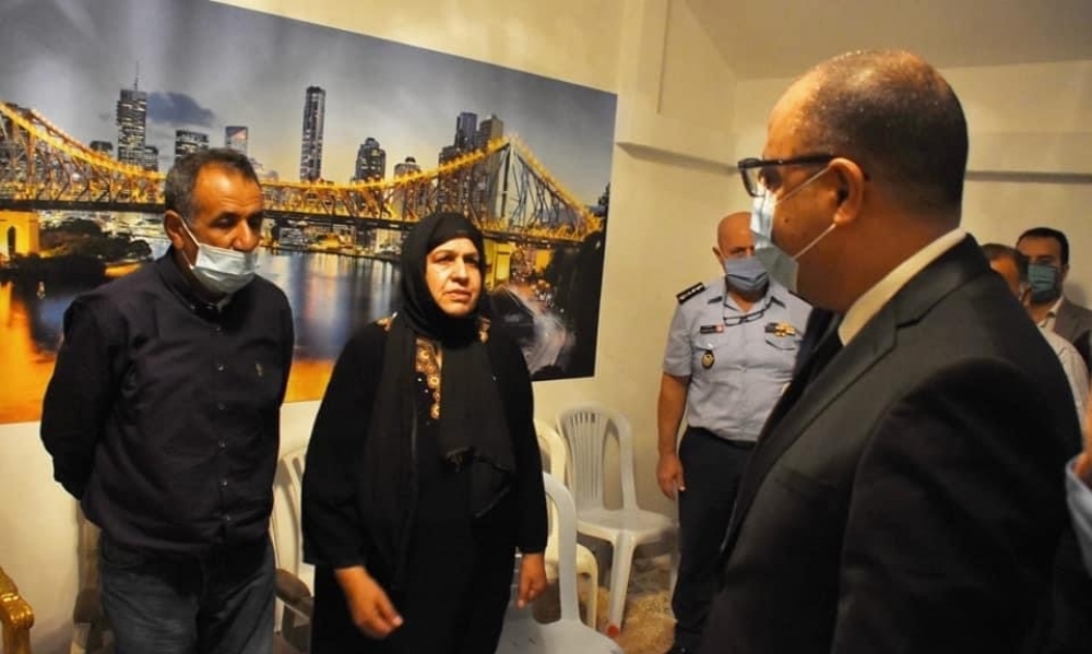 رئيس الحكومة يتحول إلى منزل الفقيد مهدي بوبكر قائد الطائرة العسكرية التي سقطت في رمادة