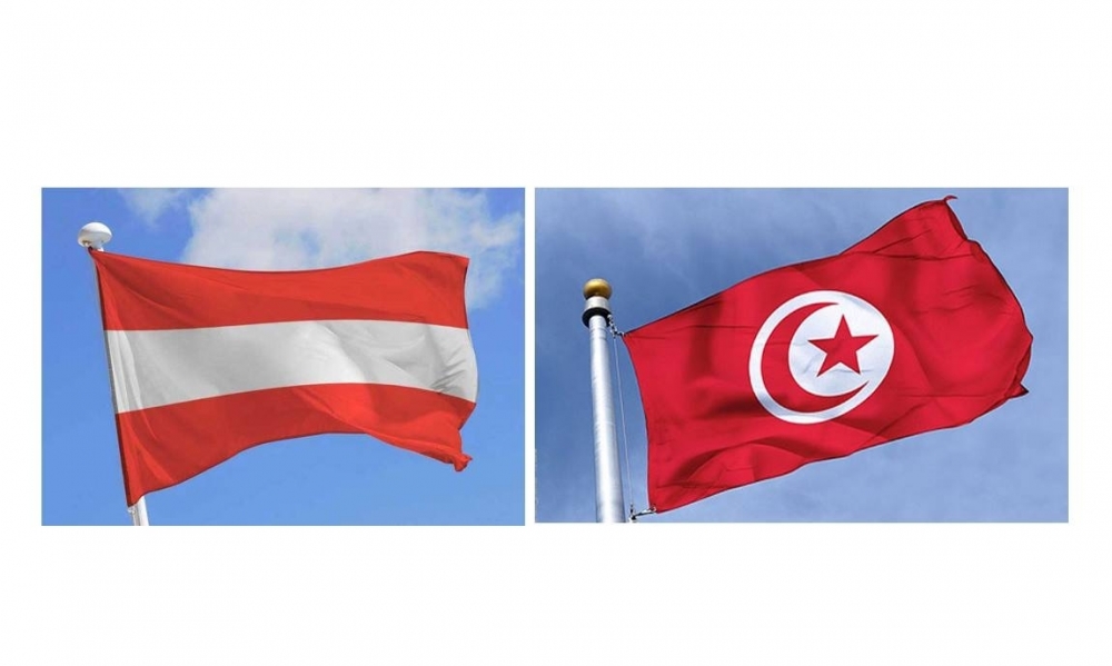 وزير الشؤون الخارجية والهجرة والتونسيين بالخارج،  يتلقى مكالمة هاتفية من وزير خارجية جمهورية النّمسا