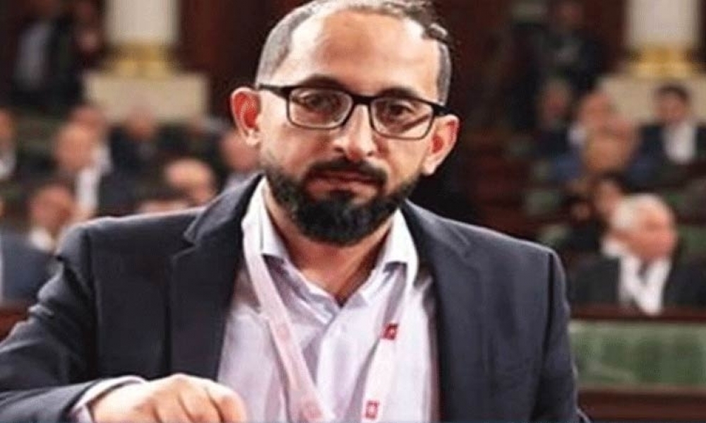 مهاجرون تونسيّون يرفضون الترحيل القسري، والنائب مجدي الكرباعي يطالب الحكومة بتوضيح فحوى الإتفاقيّة الممضاة بين تونس وإيطاليا
