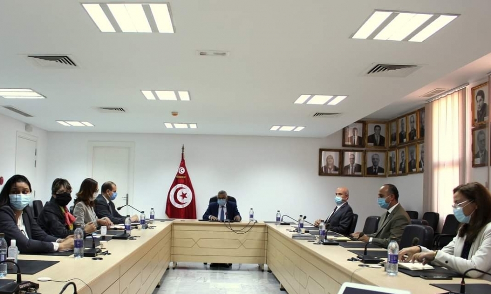 وزير العدل يلتقي رئيس جمعية القضاة التونسيين 