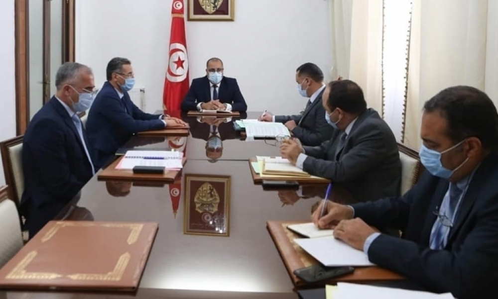 إحتجاجات الشابة في لقاء رئيس الحكومة بوزير الداخليّة وعددٍ من القيادات الأمنيّة العليا
