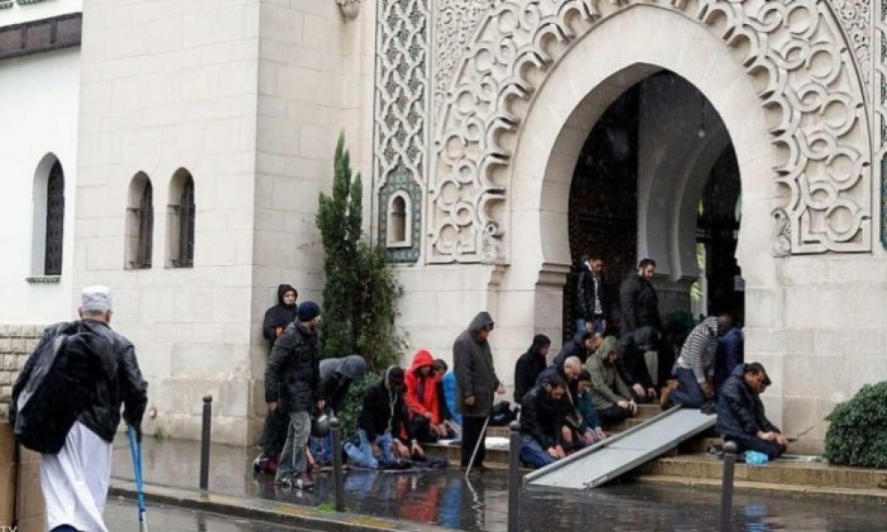 بسبب التطرّف، السلطات الفرنسيّة تغلق مسجدًا