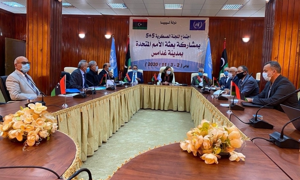 ليبيا / اللجنة العسكريّة المشتركة تتّفق على خطواتٍ عمليّة نحو تنفيذ إتفاق وقف إطلاق نارٍ دائم في ليبيا