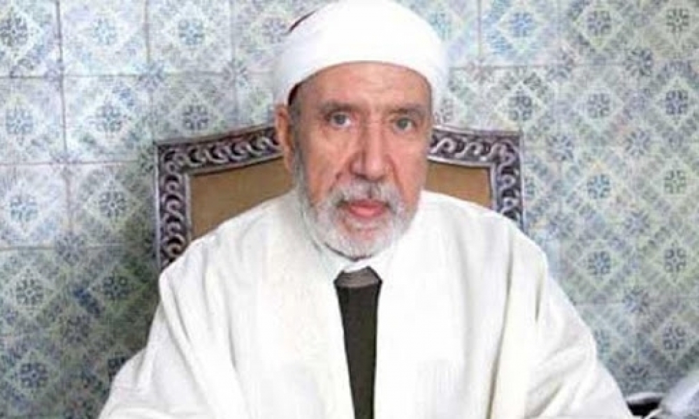 مفتي الجمهوريّة : الصلاة في المساجد ليست واجبة ورفع قضيّةٍ ضدّ قرار غلقها عبث ولا معنى له