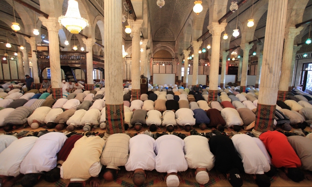 فوزي المهدي : سيتواصل تعليق صلاة الجمعة إلى حين إشعارٍ آخر