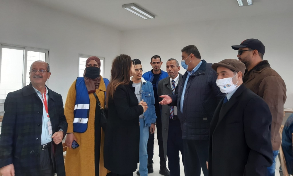   والي أريانة : نجاح مشترك لليوم الثامن للتلقيح المكثف بحي التضامن وأغلب المراكز تشهد إقبالا كبيرًا