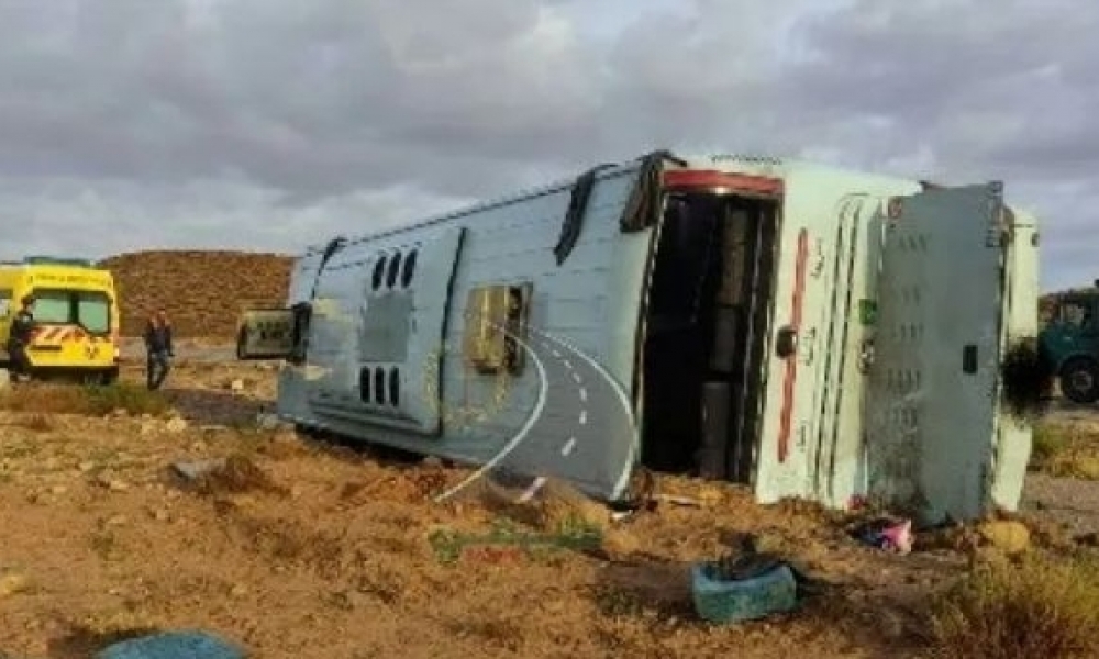 الجزائر / 11 ضحية إثر حادث انقلاب حافلة نقل المسافرين