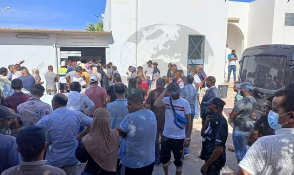 إقرار اضراب عام محلي بجرجيس يوم الثلاثاء المقبل وغدا الاثنين استئناف البحارة عمليات البحث على مفقودي حادثة غرق مركب الهجرة غير النظامية