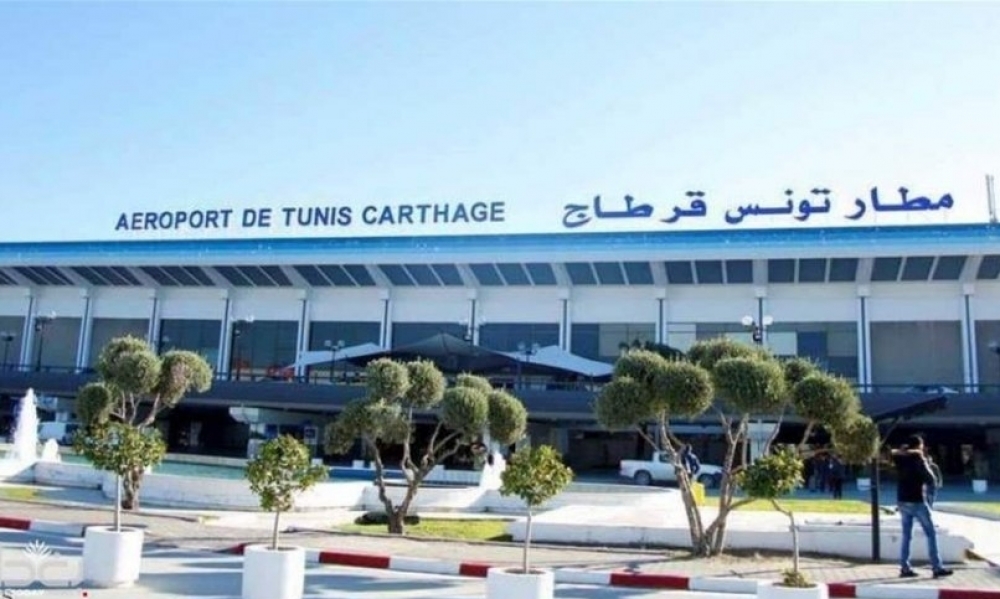 مطار تونس قرطاج : محكوم بـ85 سنة سجن... القبض على شخص يتزعّم شبكة دولية في ترويج المخدرات 