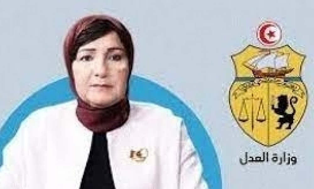 بمناسبة العودة المدرسية:  وزيرة العدل تأذن بإعداد دراسة مالية حول إسناد منحة استثنائية