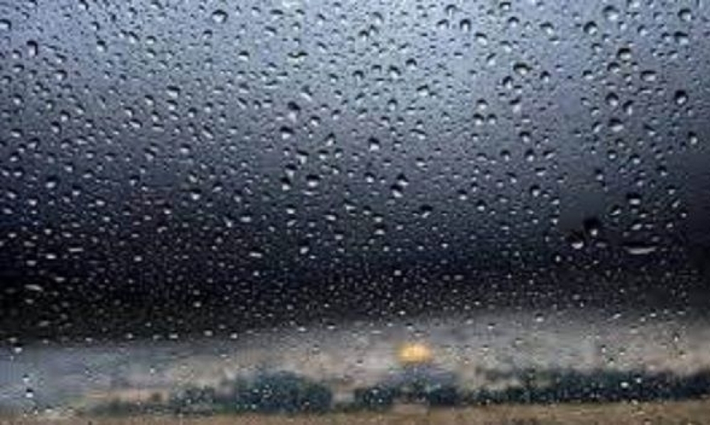 طقس الليلة: رياح قوية بالسواحل و أمطار متفرقة بالوسط الغربي