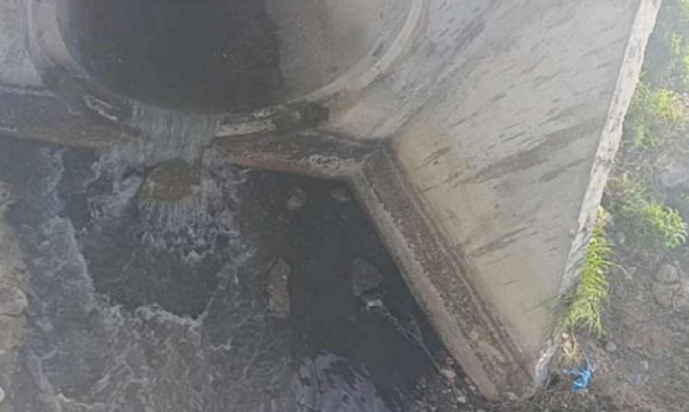 عودة ضخّ مياه الصرف الصحي في شاطئ روّاد