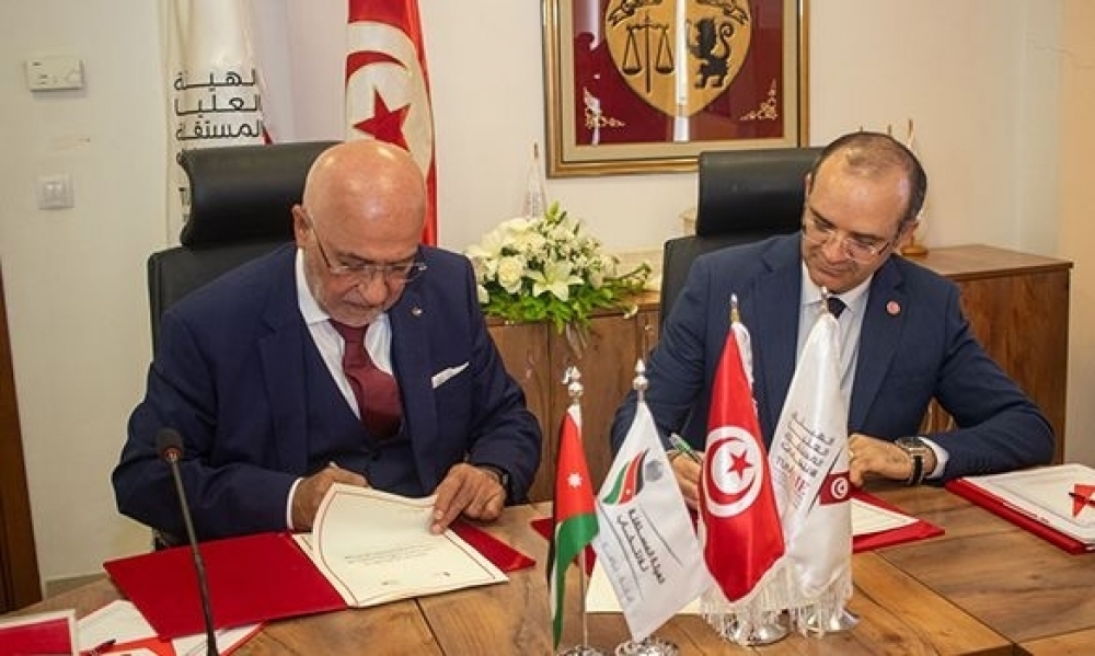رئيس هيئة الانتخابات ونظيره الأردني يوقعان على مذكرة تفاهم